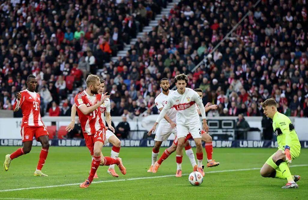 拜仁翻盘秘鲁，哈兰德完成帽子戏法