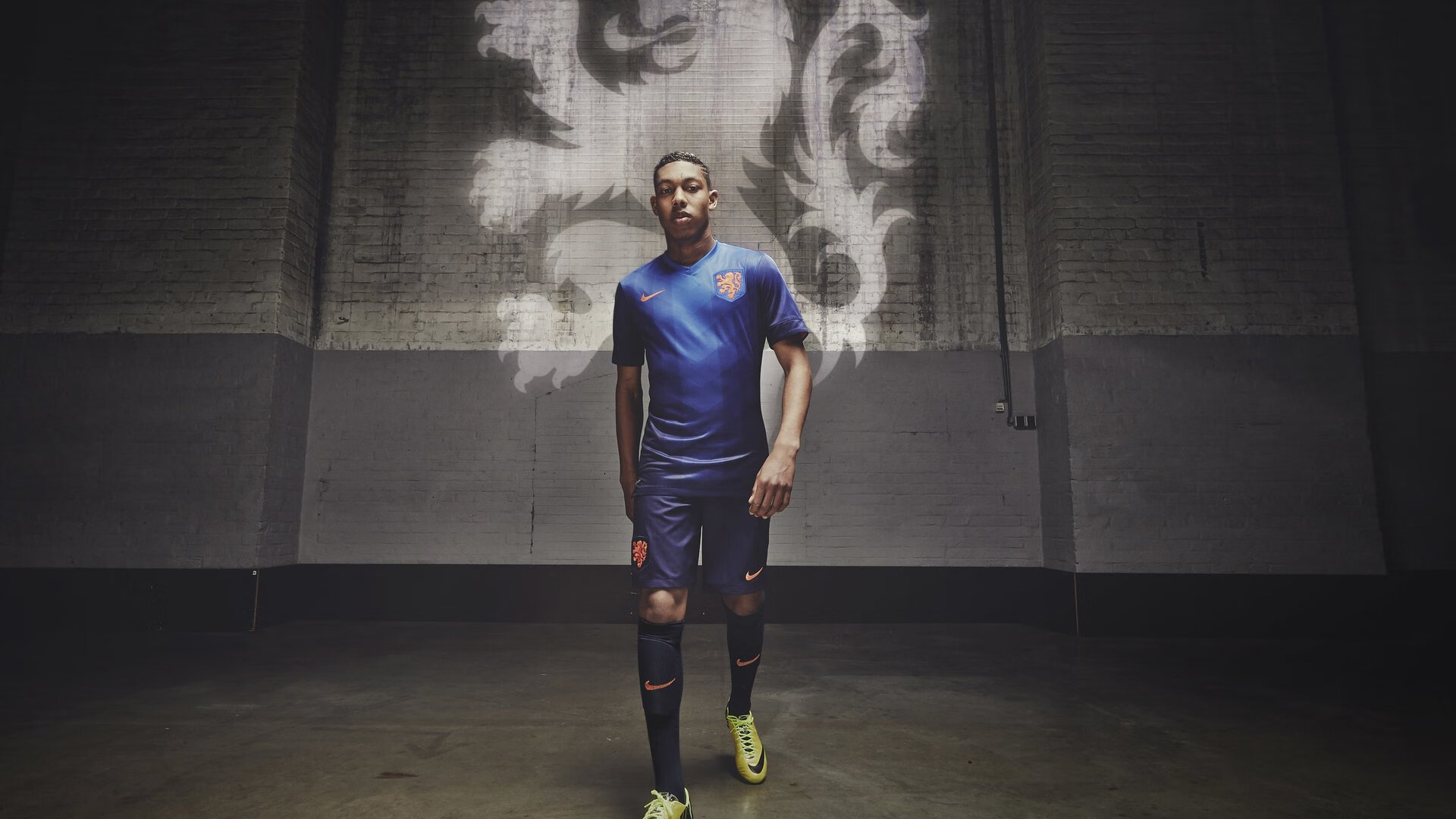 金融与绿茵的暗合，当美国收割瑞士遇上布鲁诺欧冠接管