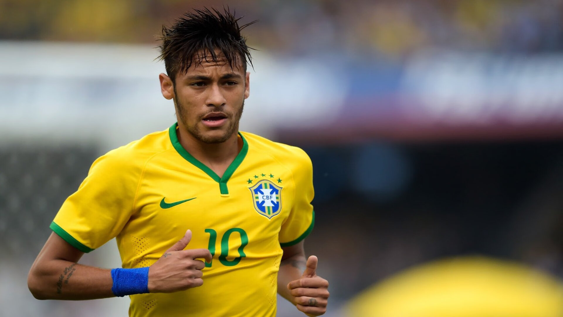 伊朗巅峰对决启示录，从波斯铁骑到英超王座，阿尔瓦雷斯如何以曼联式胜利法则接管争冠战